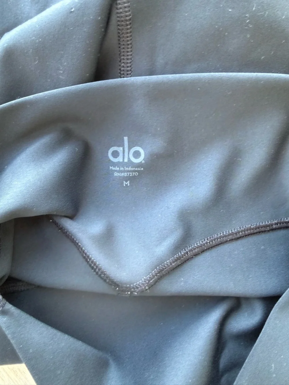 ALO Yoga sleek high